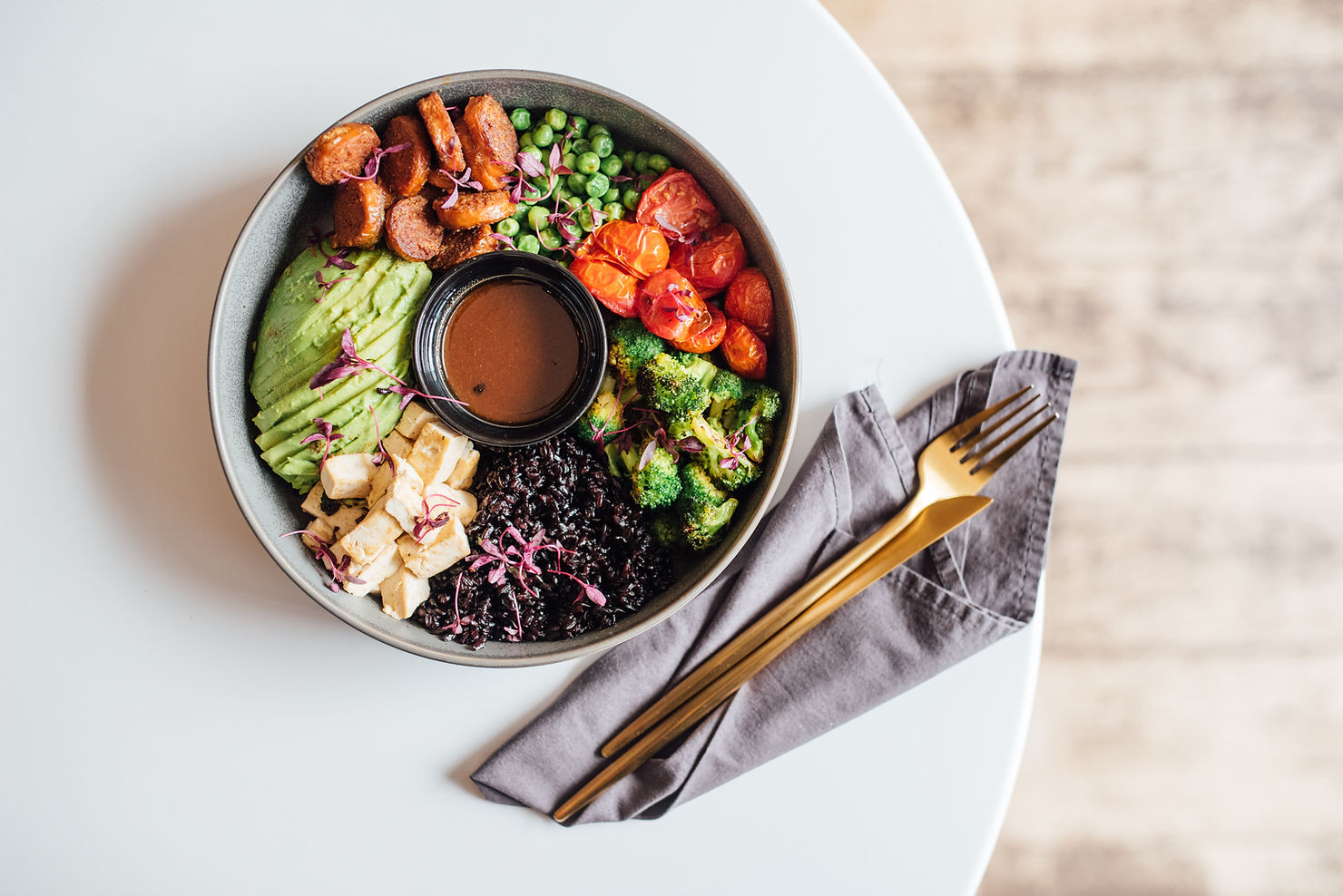 healthy meal, symbolizing the integration of gut health into daily life